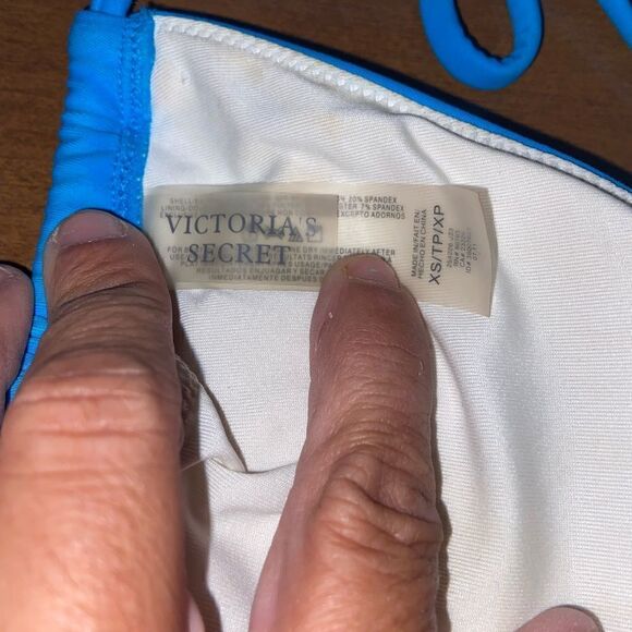 Bundle of 3 Victoria secret bikini tops size small - Picture 3 of 7